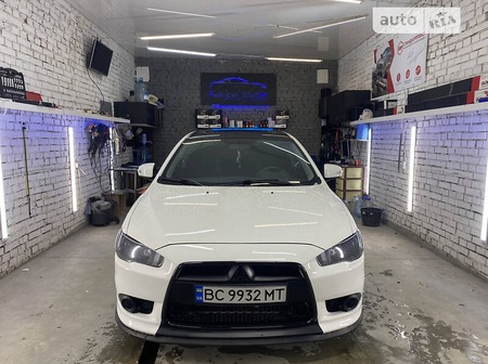 Mitsubishi Lancer 2014  випуску Львів з двигуном 2.4 л бензин седан автомат за 10600 долл. 