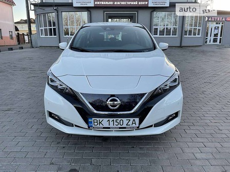 Nissan Leaf 2020  випуску Рівне з двигуном 0 л електро хэтчбек автомат за 22500 долл. 