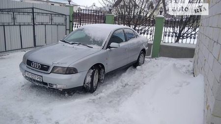 Audi A4 Limousine 1997  випуску Ужгород з двигуном 1.9 л дизель седан механіка за 4500 долл. 