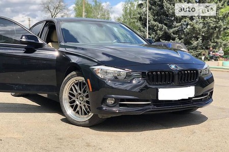 BMW 328 2015  випуску Львів з двигуном 0 л бензин седан автомат за 14600 долл. 