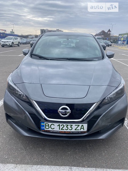 Nissan Leaf 2019  випуску Львів з двигуном 0 л електро хэтчбек автомат за 22900 долл. 