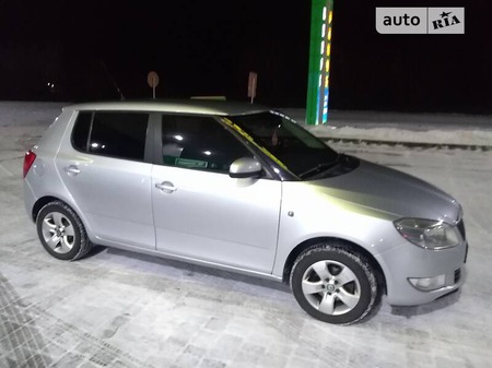 Skoda Fabia 2010  випуску Полтава з двигуном 1.4 л  хэтчбек механіка за 4900 долл. 