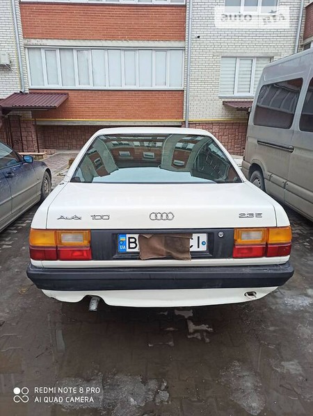 Audi 100 1990  випуску Тернопіль з двигуном 2.3 л  седан  за 2650 долл. 