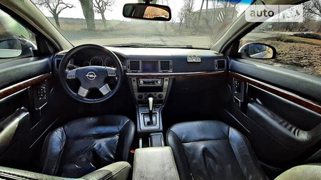 Opel Vectra 2004  випуску Запоріжжя з двигуном 3.2 л  седан автомат за 4100 долл. 