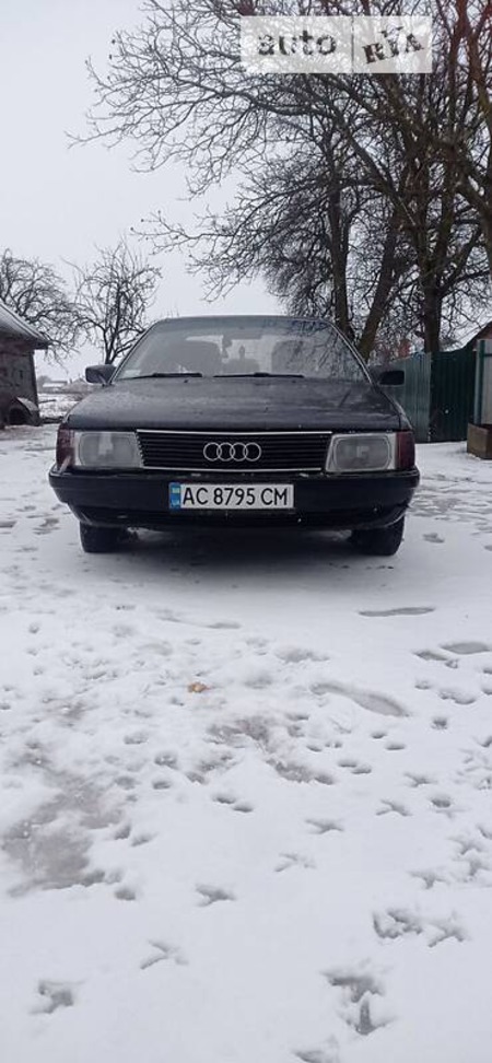 Audi 100 1987  випуску Луцьк з двигуном 1.8 л  седан механіка за 1500 долл. 