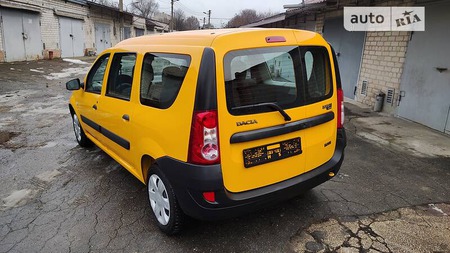 Dacia Logan MCV 2007  випуску Запоріжжя з двигуном 1.4 л бензин універсал механіка за 6350 долл. 