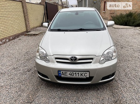 Toyota Corolla 2006  випуску Дніпро з двигуном 1.6 л бензин хэтчбек автомат за 6500 долл. 