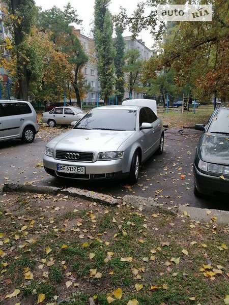 Audi A4 Limousine 2001  випуску Миколаїв з двигуном 2.5 л дизель седан  за 6500 долл. 