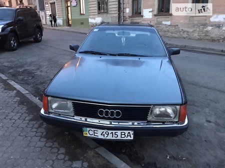 Audi 100 1989  випуску Чернівці з двигуном 2.3 л бензин седан механіка за 1350 долл. 