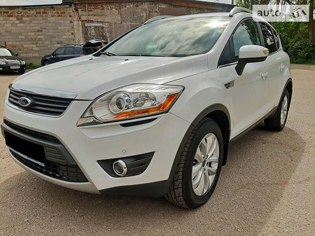 Ford Kuga 2011  випуску Дніпро з двигуном 2 л дизель позашляховик автомат за 16500 долл. 