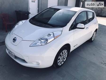 Nissan Leaf 2016  випуску Рівне з двигуном 0 л електро хэтчбек автомат за 11700 долл. 