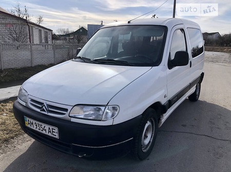 Citroen Berlingo 1999  випуску Житомир з двигуном 1.9 л дизель мінівен механіка за 2350 долл. 