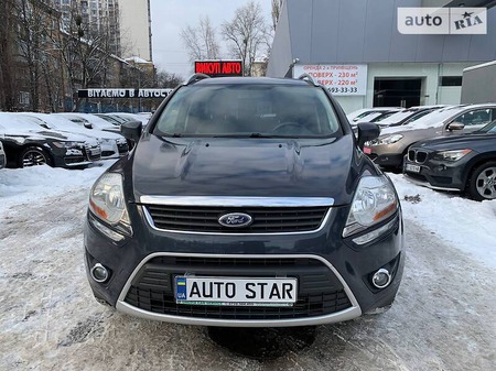 Ford Kuga 2012  випуску Київ з двигуном 2 л дизель позашляховик механіка за 12700 долл. 