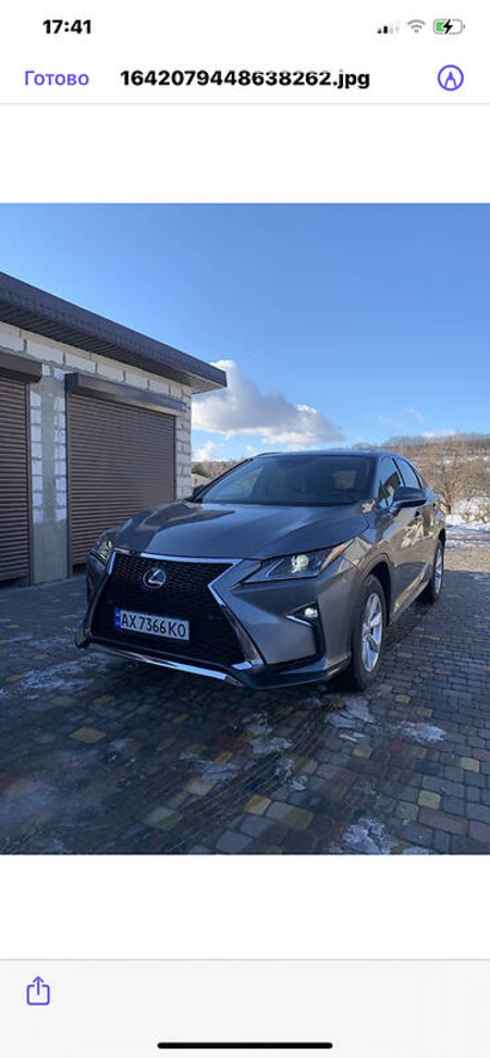 Lexus RX 350 2016  випуску Харків з двигуном 3.5 л бензин позашляховик автомат за 37600 долл. 