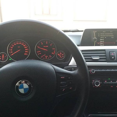 BMW 318 2012  випуску Вінниця з двигуном 2 л дизель седан механіка за 13999 долл. 