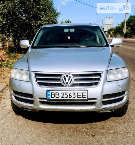 Volkswagen Touareg 2004  випуску Донецьк з двигуном 2.5 л дизель позашляховик  за 8000 долл. 