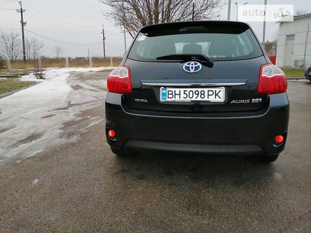 Toyota Auris 2012  випуску Одеса з двигуном 1.8 л гібрид хэтчбек автомат за 11990 долл. 