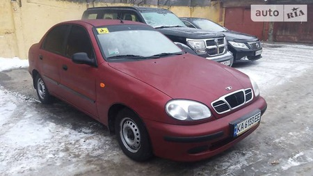 Daewoo Lanos 2005  випуску Київ з двигуном 1.5 л бензин седан механіка за 5000 долл. 