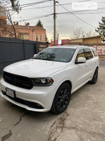 Dodge Durango 2014  випуску Чернівці з двигуном 5.7 л бензин позашляховик  за 31000 долл. 