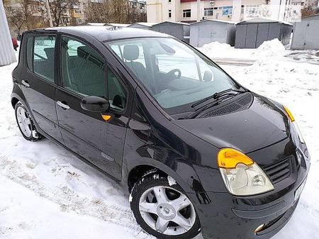 Renault Modus 2004  випуску Харків з двигуном 1.6 л бензин універсал  за 5400 долл. 