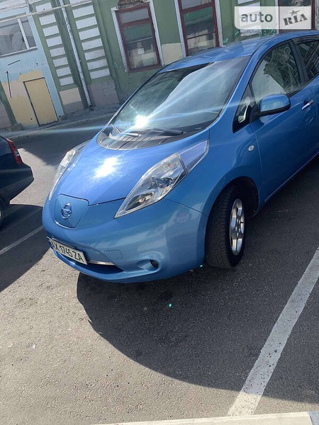 Nissan Leaf 2011  випуску Харків з двигуном 0 л електро седан автомат за 6700 долл. 