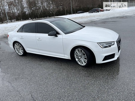 Audi A4 Limousine 2016  випуску Львів з двигуном 2 л бензин седан автомат за 25900 долл. 