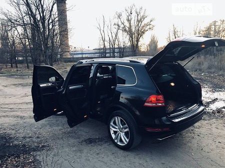 Volkswagen Touareg 2013  випуску Херсон з двигуном 3 л дизель позашляховик автомат за 25300 долл. 