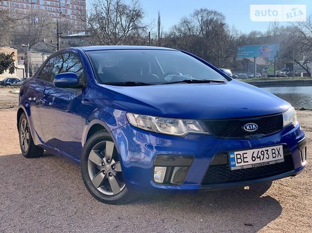 KIA Cerato 2011  випуску Одеса з двигуном 1.6 л бензин купе автомат за 9100 долл. 