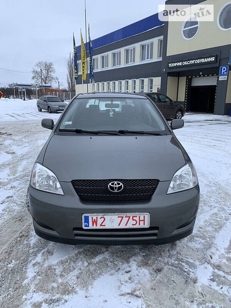 Toyota Corolla 2002  випуску Суми з двигуном 1.6 л бензин хэтчбек механіка за 6399 долл. 