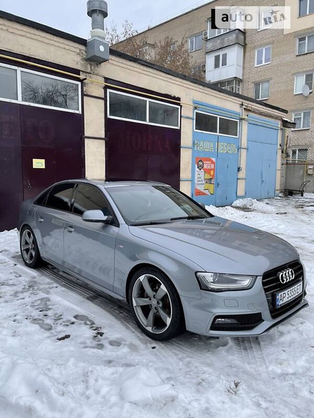 Audi A4 Limousine 2015  випуску Запоріжжя з двигуном 2 л бензин седан автомат за 17200 долл. 