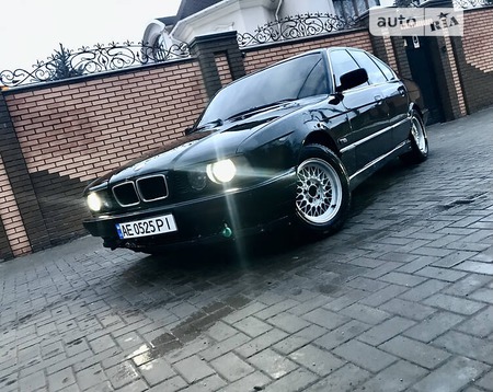 BMW 525 1995  випуску Дніпро з двигуном 2.5 л дизель седан механіка за 2900 долл. 