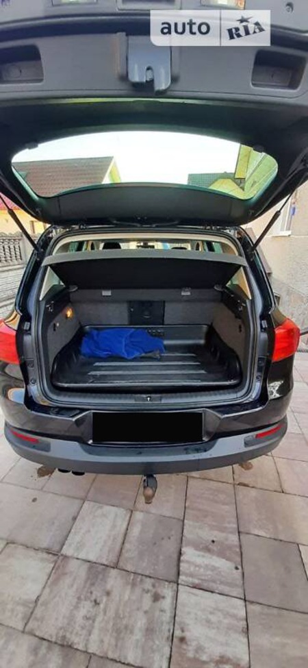Volkswagen Tiguan 2013  випуску Чернівці з двигуном 2 л дизель позашляховик автомат за 16000 долл. 