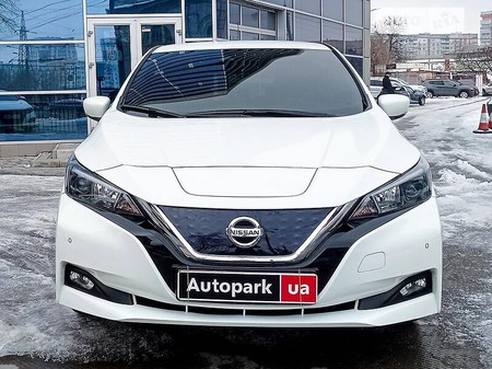 Nissan Leaf 2018  випуску Харків з двигуном 0 л електро хэтчбек автомат за 22590 долл. 