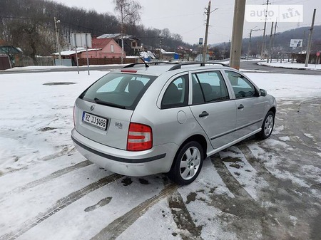 Skoda Fabia 2004  випуску Полтава з двигуном 1.4 л  універсал механіка за 4500 долл. 