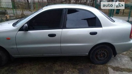 Daewoo Lanos 2010  випуску Івано-Франківськ з двигуном 1.6 л бензин седан механіка за 3300 долл. 