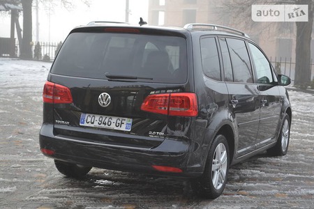 Volkswagen Touran 2012  випуску Тернопіль з двигуном 2 л дизель мінівен автомат за 13850 долл. 