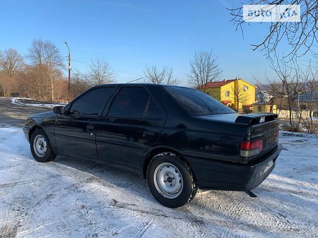 Peugeot 405 1990  випуску Івано-Франківськ з двигуном 0 л бензин седан механіка за 2500 долл. 