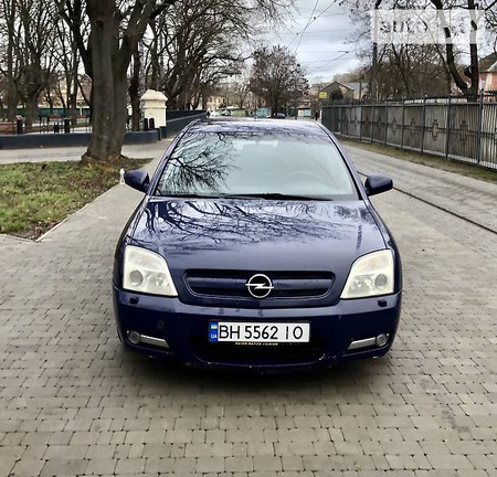 Opel Signum 2004  випуску Одеса з двигуном 2.2 л дизель хэтчбек автомат за 4550 долл. 