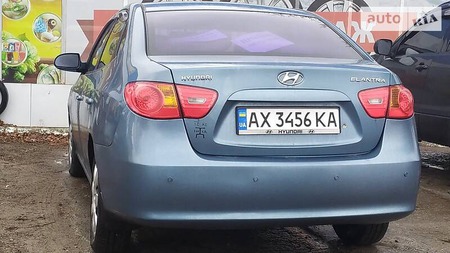 Hyundai Elantra 2008  випуску Харків з двигуном 1.6 л бензин седан автомат за 6700 долл. 