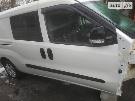 Fiat Doblo 2011  випуску Черкаси з двигуном 1.2 л дизель мінівен механіка за 2200 долл. 