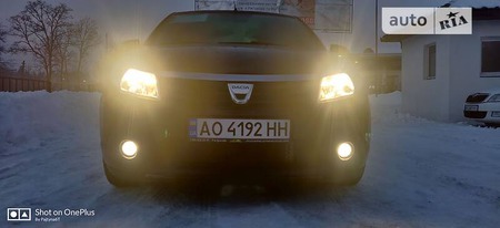 Dacia Sandero 2009  випуску Ужгород з двигуном 1.4 л бензин хэтчбек механіка за 4900 долл. 