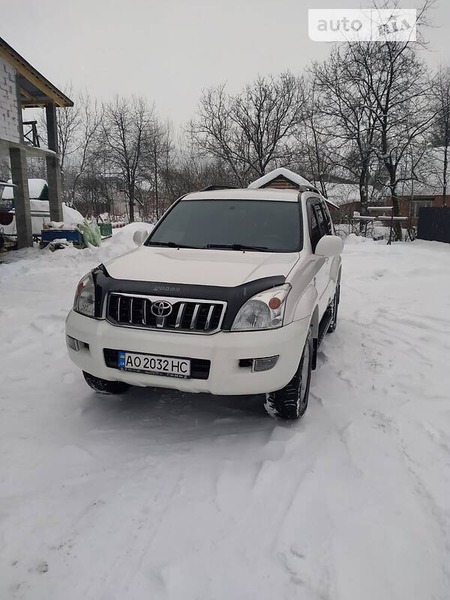 Toyota Land Cruiser Prado 2005  випуску Ужгород з двигуном 3 л дизель позашляховик автомат за 18400 долл. 