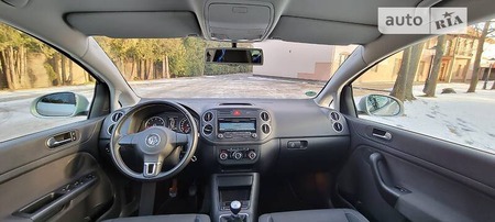 Volkswagen Golf Plus 2011  випуску Івано-Франківськ з двигуном 0 л бензин мінівен механіка за 7700 долл. 