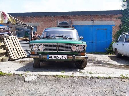 Lada 2103 1977  випуску Дніпро з двигуном 1.5 л  седан механіка за 1300 долл. 