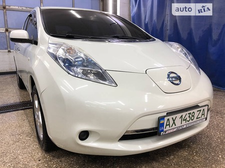 Nissan Leaf 2011  випуску Харків з двигуном 0 л електро хэтчбек автомат за 7000 долл. 