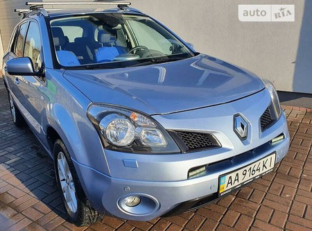 Renault Koleos 2010  випуску Київ з двигуном 2.5 л  позашляховик автомат за 10500 долл. 