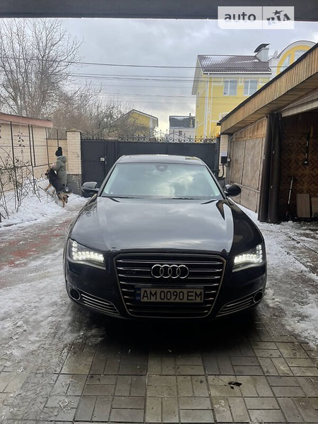 Audi A8 2012  випуску Житомир з двигуном 6.3 л бензин седан  за 20500 долл. 