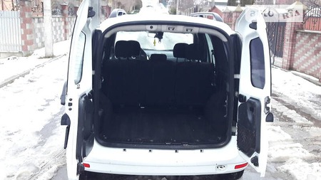 Dacia Logan MCV 2011  випуску Рівне з двигуном 1.5 л дизель універсал механіка за 6500 долл. 