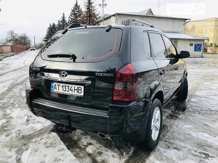 Hyundai Tucson 2009  випуску Івано-Франківськ з двигуном 2 л  позашляховик механіка за 8999 долл. 