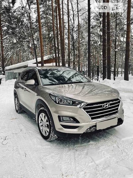 Hyundai Tucson 2020  випуску Івано-Франківськ з двигуном 2 л бензин позашляховик автомат за 24999 долл. 